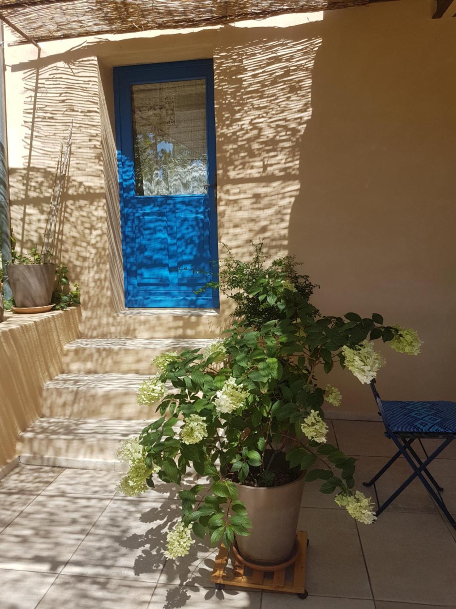La Colline Bleue Bed & Breakfast Banne Dış mekan fotoğraf