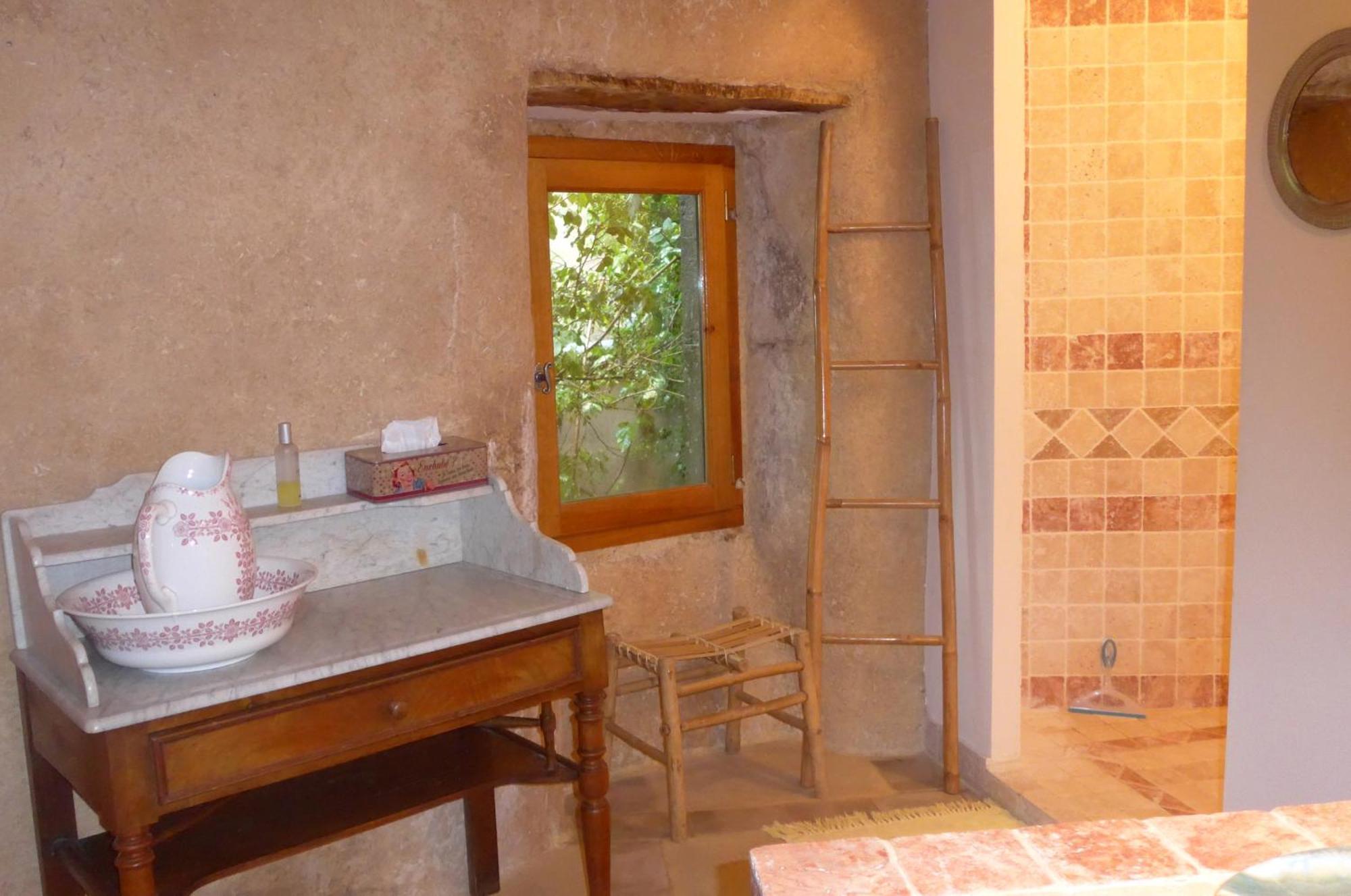 La Colline Bleue Bed & Breakfast Banne Dış mekan fotoğraf