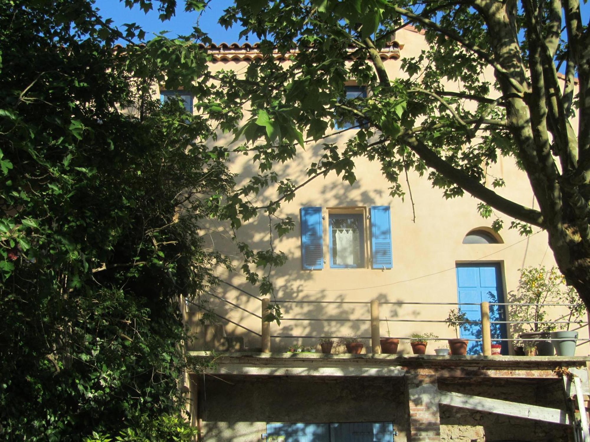 La Colline Bleue Bed & Breakfast Banne Dış mekan fotoğraf