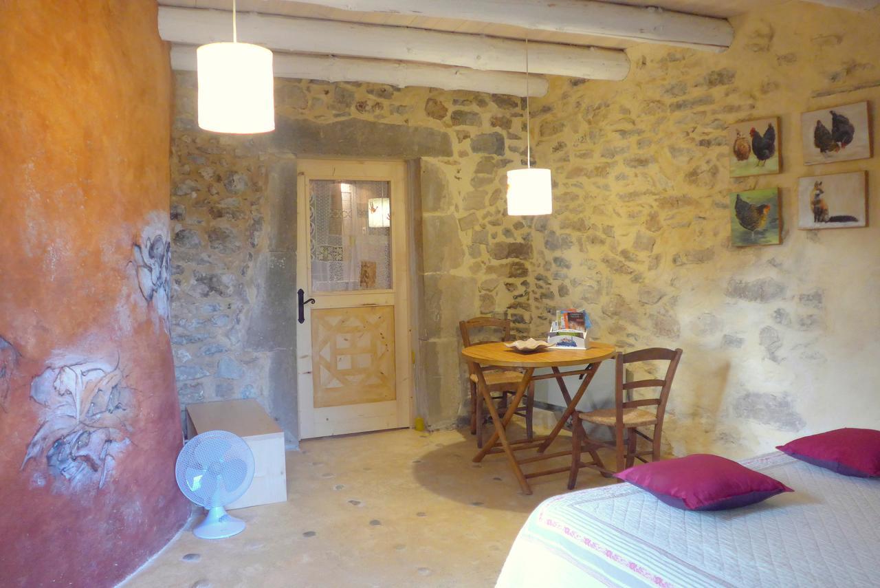La Colline Bleue Bed & Breakfast Banne Dış mekan fotoğraf